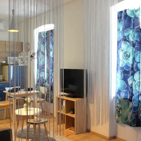 Cozy In Center Of Apartment Rijeka